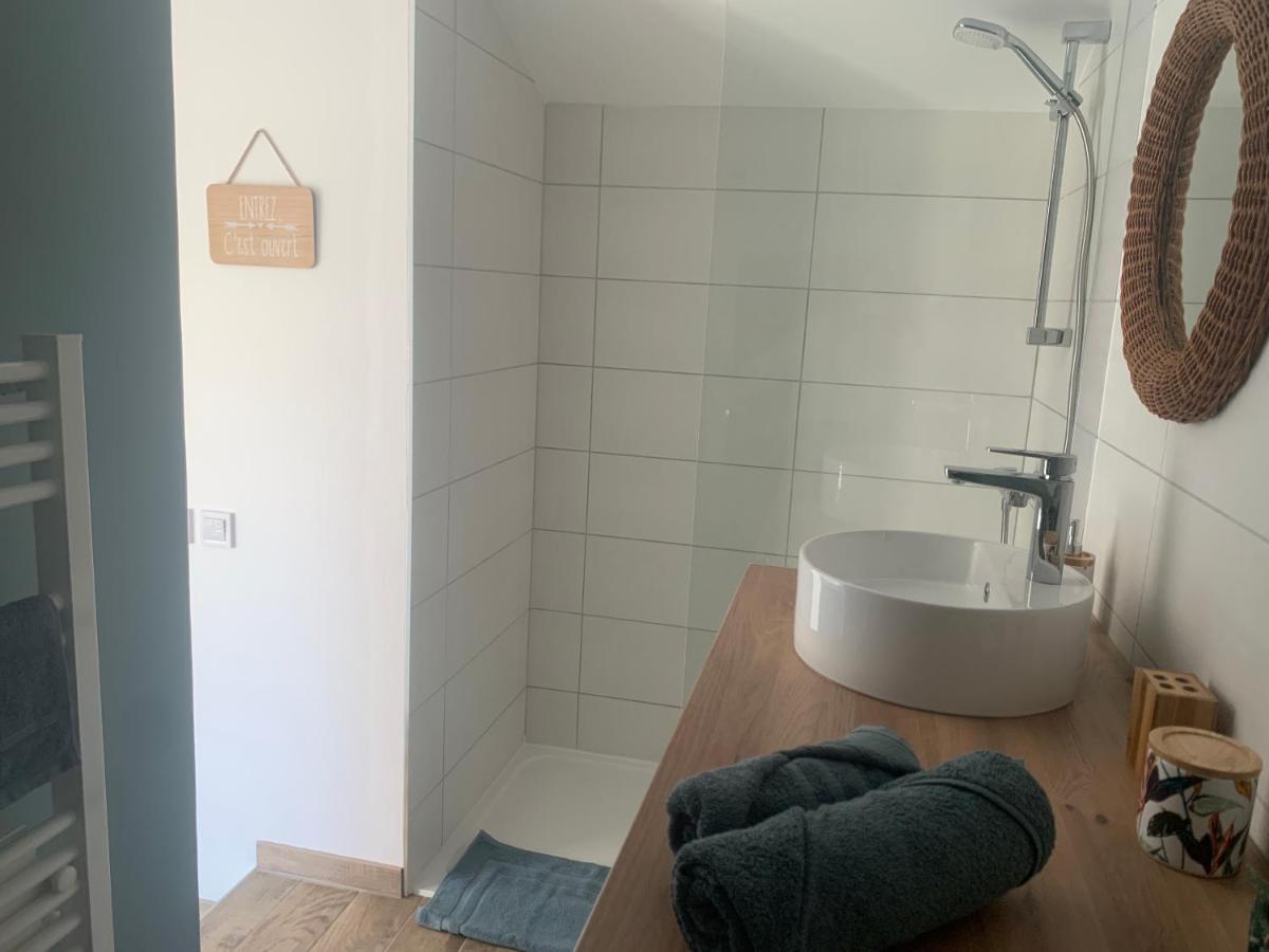 Gite Bambou Avec Piscine Saint-Andeol-le-Chateau Exterior foto